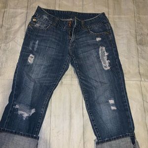 Medium vanity capris